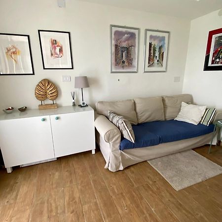 Casa Sol Y Sombra Apartment Кадемарио Екстериор снимка